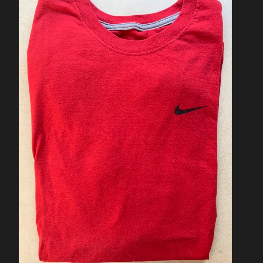 Nike long sleeve tee shirt